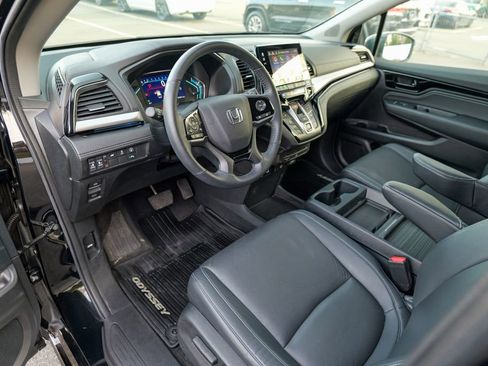 Used 2023 Honda Odyssey Touring image 20