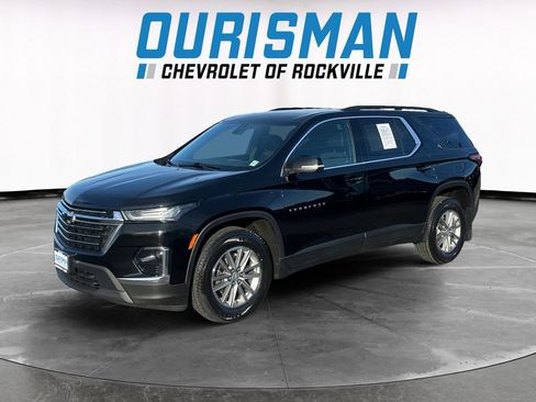 Used 2023 Chevrolet Traverse LT w/ LPO, Cargo Package AWD/4WD image 2