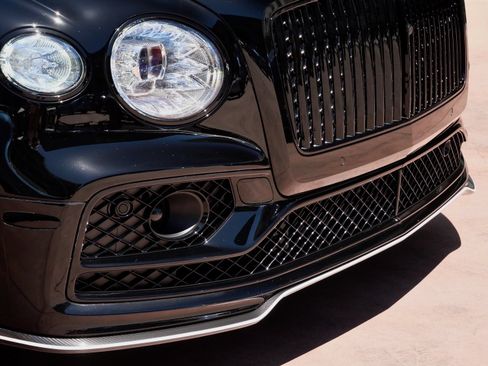 Used 2022 Bentley Flying Spur Plug-In Hybrid AWD/4WD image 13