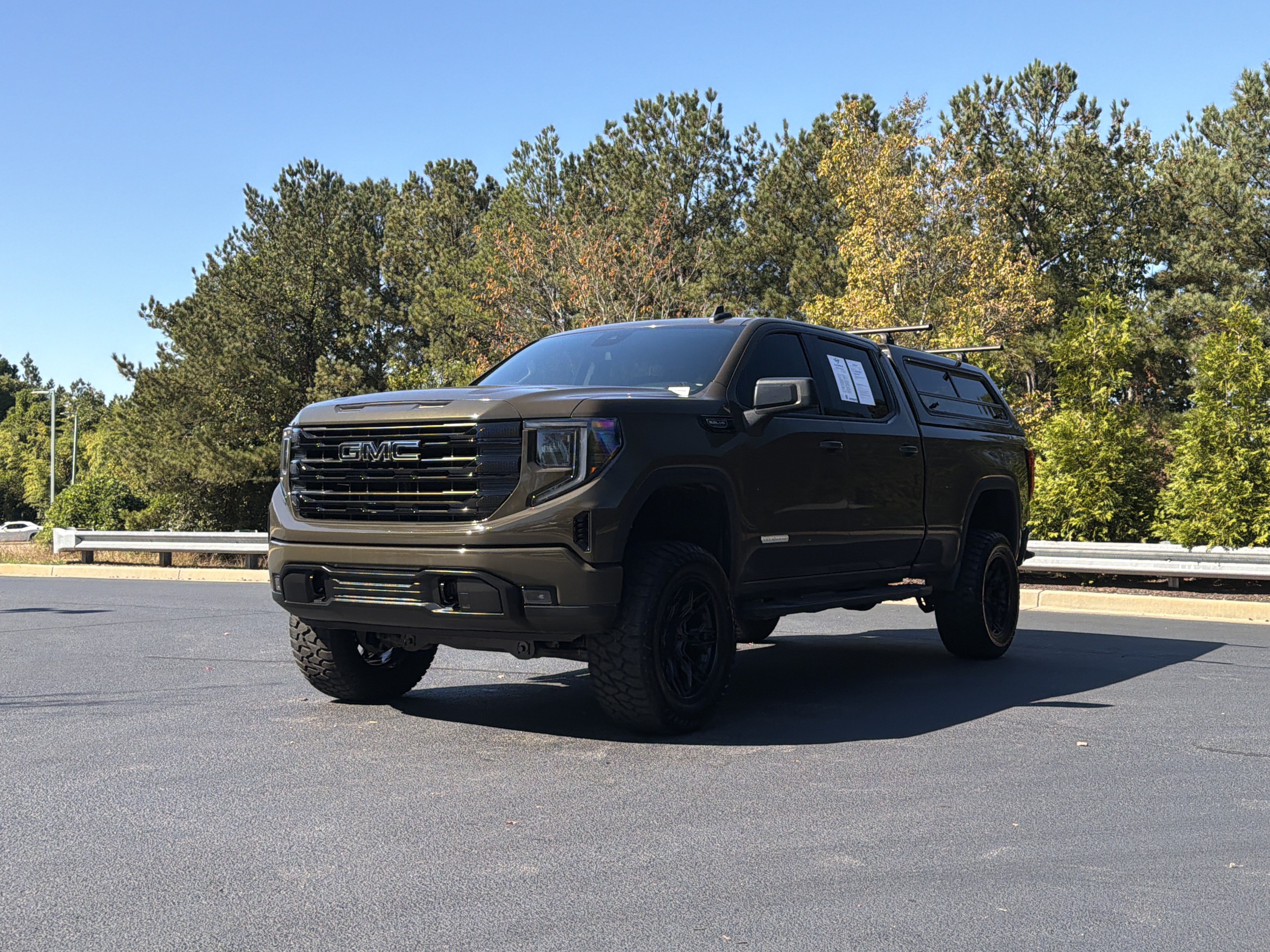 Used 2024 GMC Sierra 1500 Elevation w/ LPO, Elevation Black Package AWD/4WD image 14
