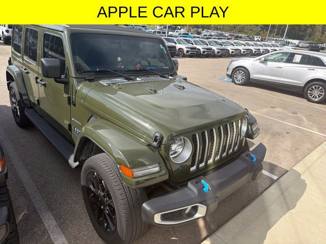 Used 2022 Jeep Wrangler Unlimited Sahara AWD/4WD image 2