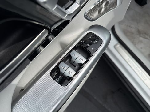 Certified 2025 Mercedes-Benz EQE 350+ 4MATIC SUV w/ Driver Assistance Package image 15