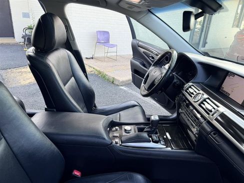 Used 2015 Lexus LS 460 AWD w/ Comfort Package image 13