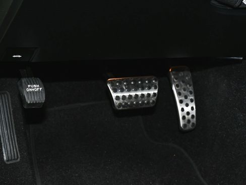 Used 2023 Dodge Challenger R/T Scat Pack image 16