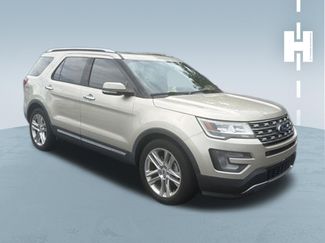 Used 2017 Ford Explorer Limited FWD video 1