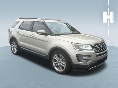 Used 2017 Ford Explorer Limited FWD image 1