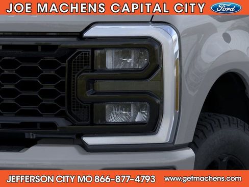 New 2026 Ford F250 XL image 19