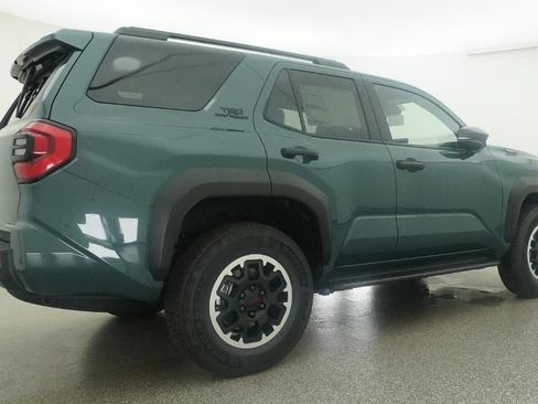 New 2026 Toyota 4Runner TRD Off-Road Premium AWD/4WD image 25