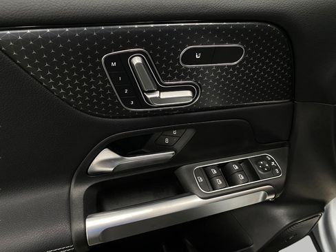 Certified 2026 Mercedes-Benz GLB 250 4MATIC image 60