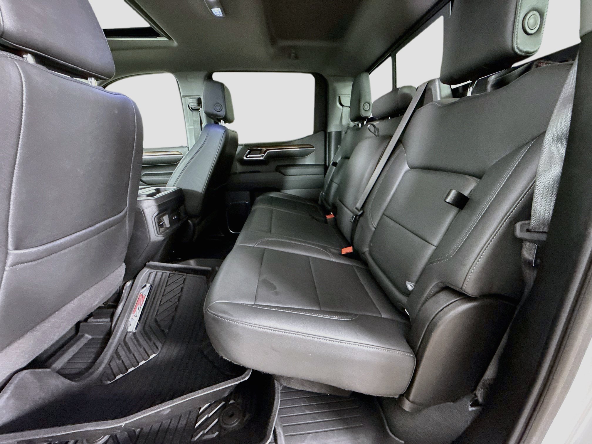 Used 2024 Chevrolet Silverado 1500 RST AWD/4WD image 27