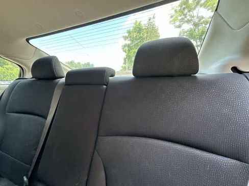 Used 2019 Subaru Legacy 2.5i Premium AWD/4WD image 13
