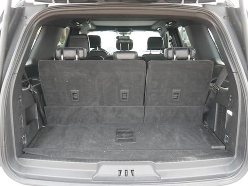 Used 2021 Ford Expedition Limited AWD/4WD image 11