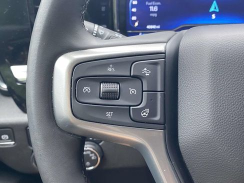 Used 2025 Chevrolet Silverado 1500 LT RWD image 19
