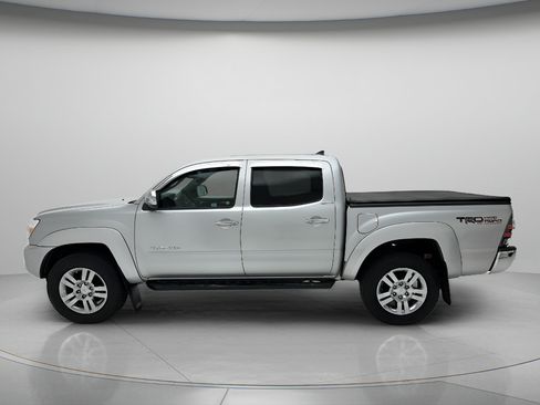 Used 2013 Toyota Tacoma 4x4 Double Cab w/ Limited Pkg image 8