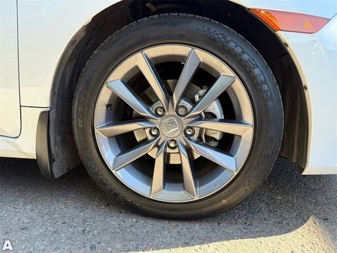 Used 2019 Honda Civic EX-L image 6