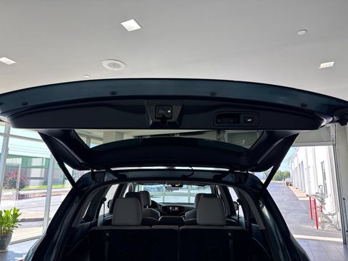 Used 2021 Honda Pilot Special Edition image 11