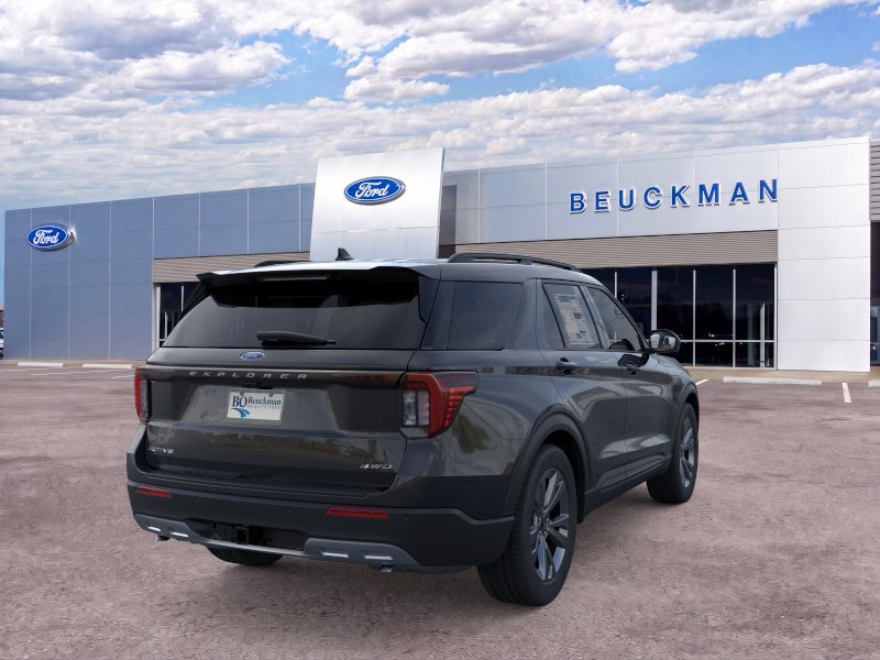 Used 2026 Ford Explorer Active w/ Active Comfort Package AWD/4WD image 8