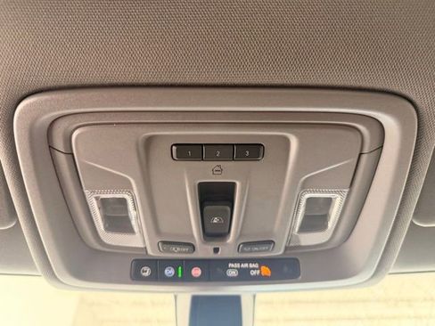 Used 2022 Chevrolet Silverado 1500 LT Trail Boss w/ Convenience Package II AWD/4WD image 52