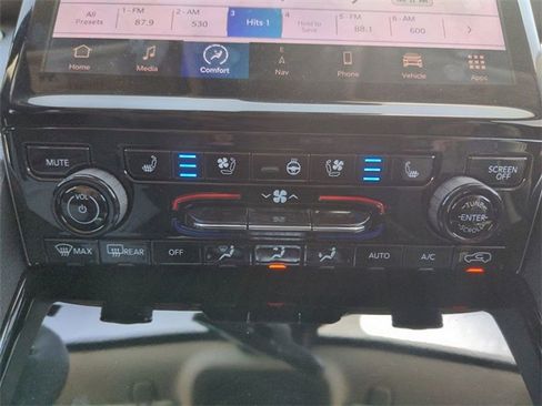 New 2023 Jeep Grand Cherokee 4WD 4xe w/ Luxury Tech Group II image 21