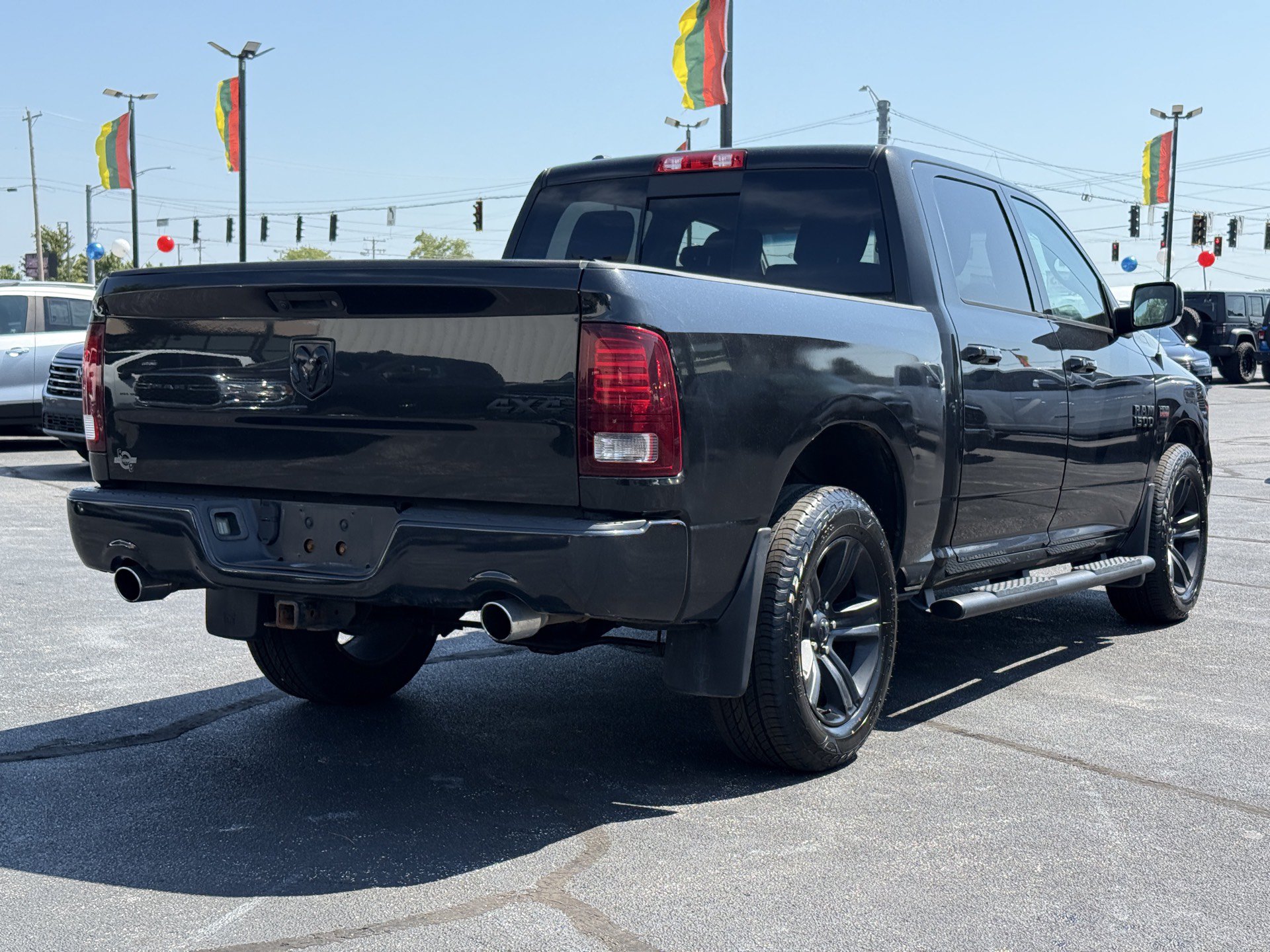 Used 2017 RAM 1500 Sport w/ Black Ram 1500 Sport Group AWD/4WD image 7