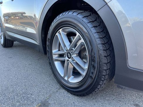 Used 2017 Hyundai Santa Fe Sport AWD/4WD image 24