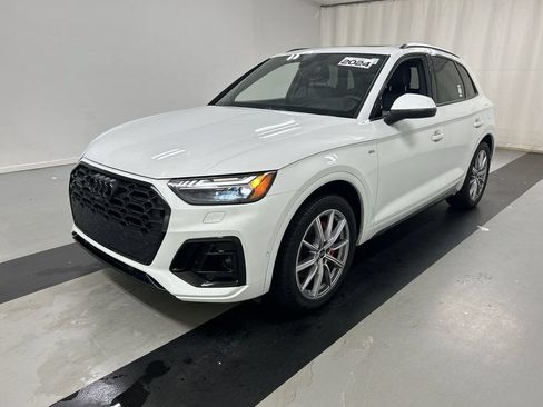 Used 2024 Audi Q5 e Prestige AWD/4WD image 5