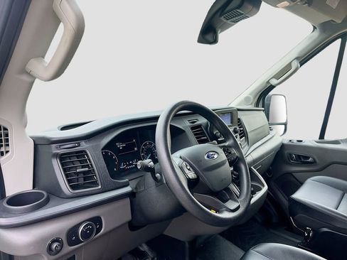 Used 2025 Ford Transit 250 148 Medium Roof RWD image 9