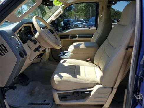 Used 2010 Ford F250 Lariat image 15