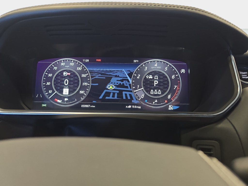 Used 2020 Land Rover Range Rover Sport SVR AWD/4WD image 22