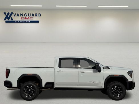 New 2026 GMC Sierra 2500 AT4X image 3