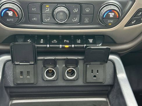 Used 2016 GMC Sierra 3500 Denali w/ Duramax Plus Package image 25