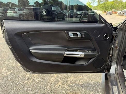 Used 2019 Ford Mustang GT w/ Equipment Group 301A RWD image 13
