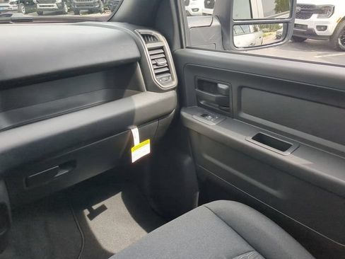 New 2026 RAM 2500 Tradesman AWD/4WD image 17