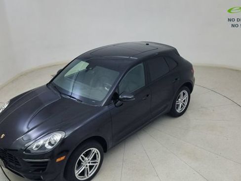 Used 2018 Porsche Macan AWD/4WD image 76