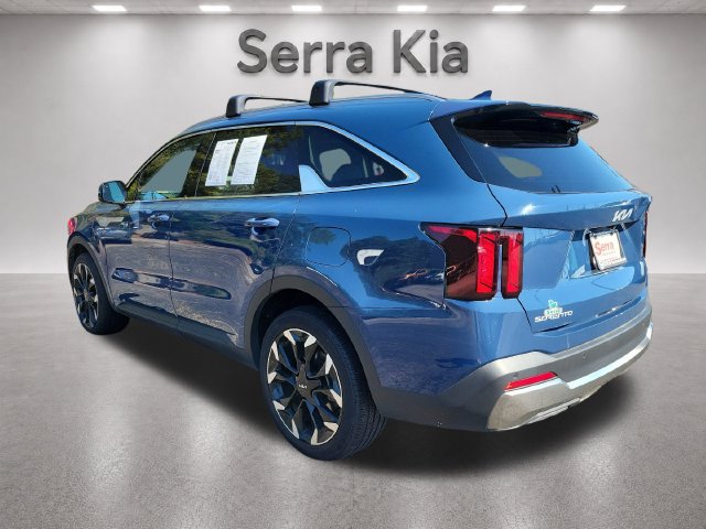 Used 2025 Kia Sorento EX w/ Panoramic Sunroof Package FWD image 3