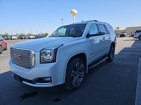 Used 2017 GMC Yukon Denali w/ Open Road Package AWD/4WD image 7