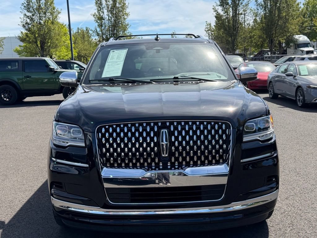 Used 2024 Lincoln Navigator Black Label AWD/4WD image 3