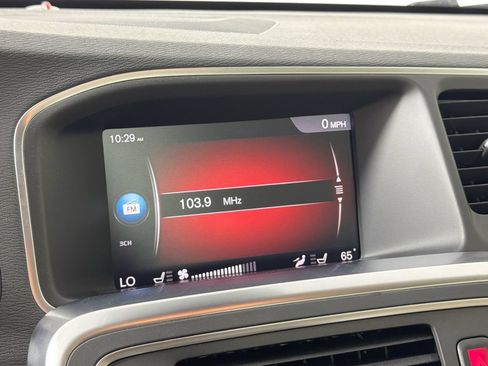 Used 2018 Volvo S60 T5 Inscription Platinum FWD image 15