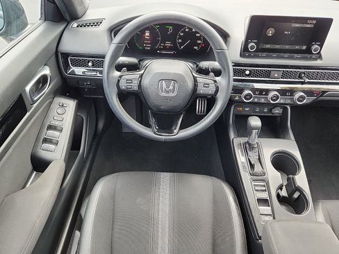 Used 2025 Honda Civic Sport image 11