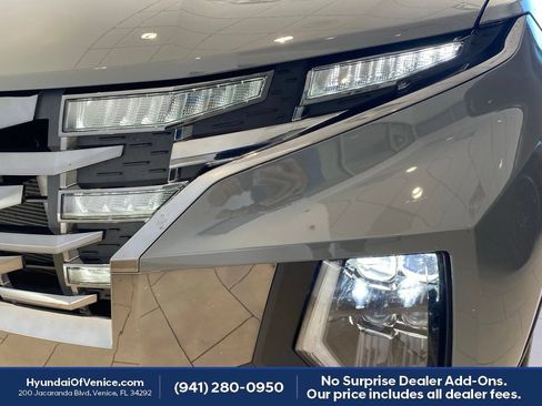Certified 2024 Hyundai Santa Cruz Night AWD/4WD image 12