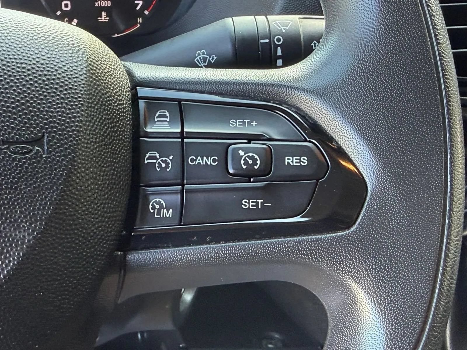 Used 2024 RAM ProMaster 2500 w/ Safety Group FWD image 23