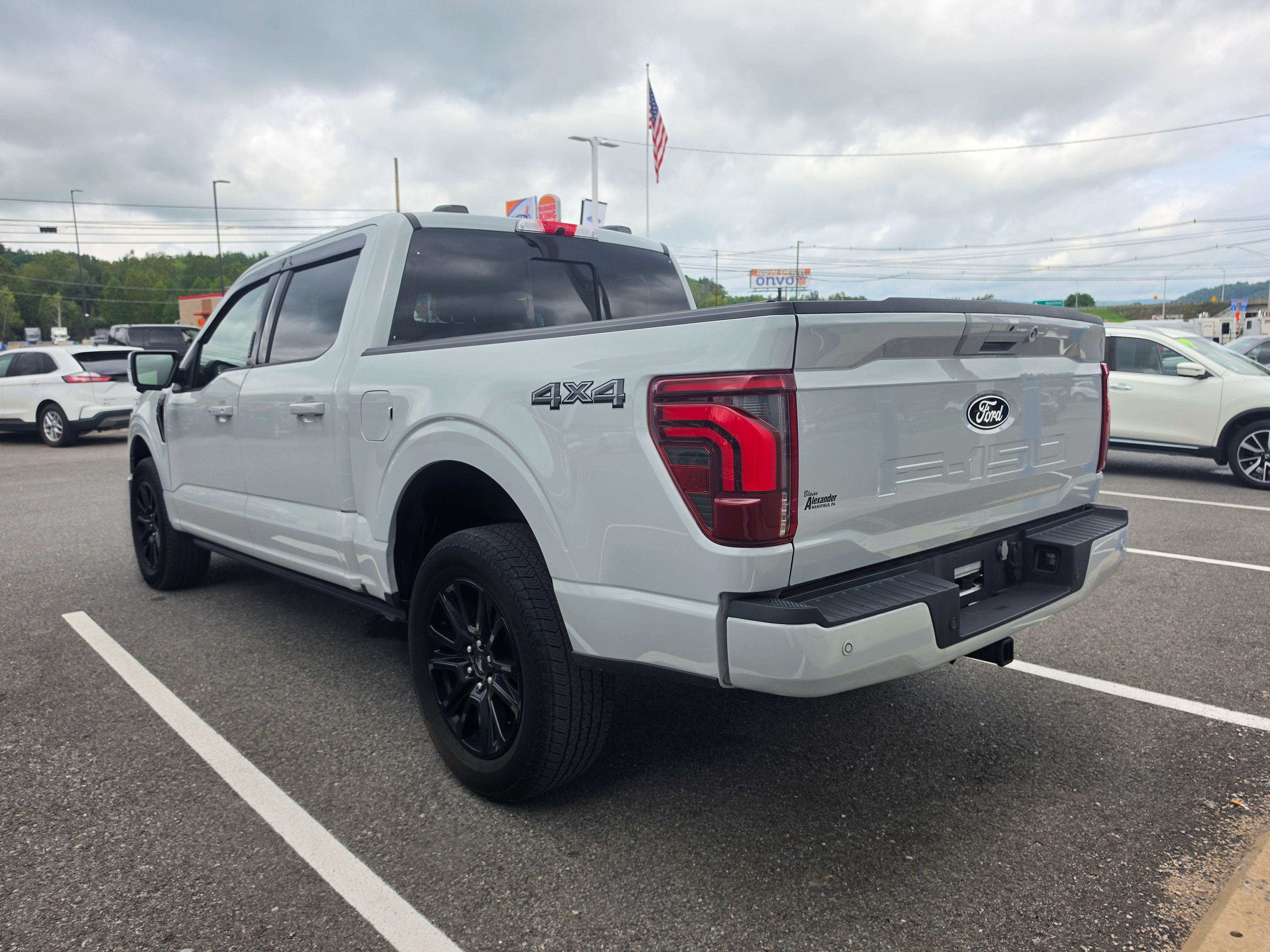 Used 2024 Ford F150 Platinum AWD/4WD image 6