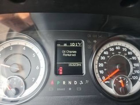 Used 2022 RAM 1500 Warlock AWD/4WD image 6