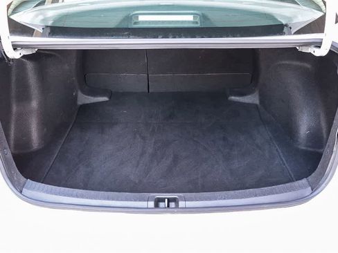 Used 2023 Toyota Corolla LE image 25