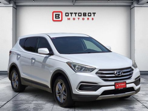 Used 2018 Hyundai Santa Fe Sport FWD image 2