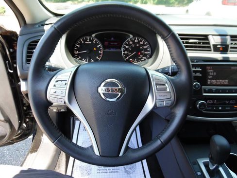 Used 2017 Nissan Altima 2.5 SV FWD image 13