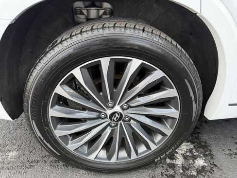 Used 2024 Hyundai Palisade Calligraphy image 32