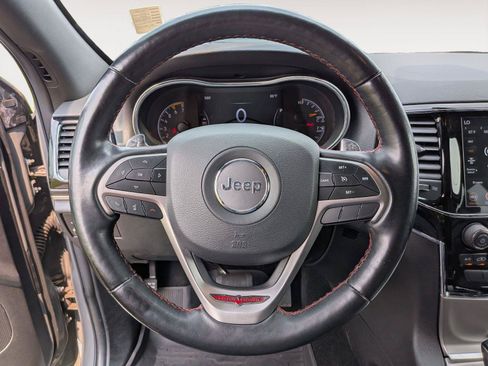 Used 2021 Jeep Grand Cherokee Trailhawk w/ Trailhawk Luxury Group AWD/4WD image 24