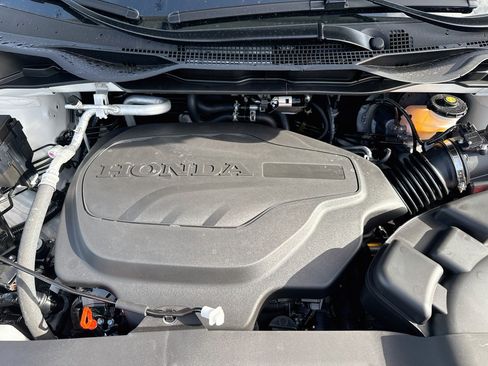 New 2026 Honda Odyssey Touring image 26