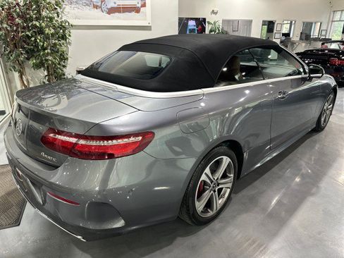Used 2018 Mercedes-Benz E 400 4MATIC Cabriolet image 3